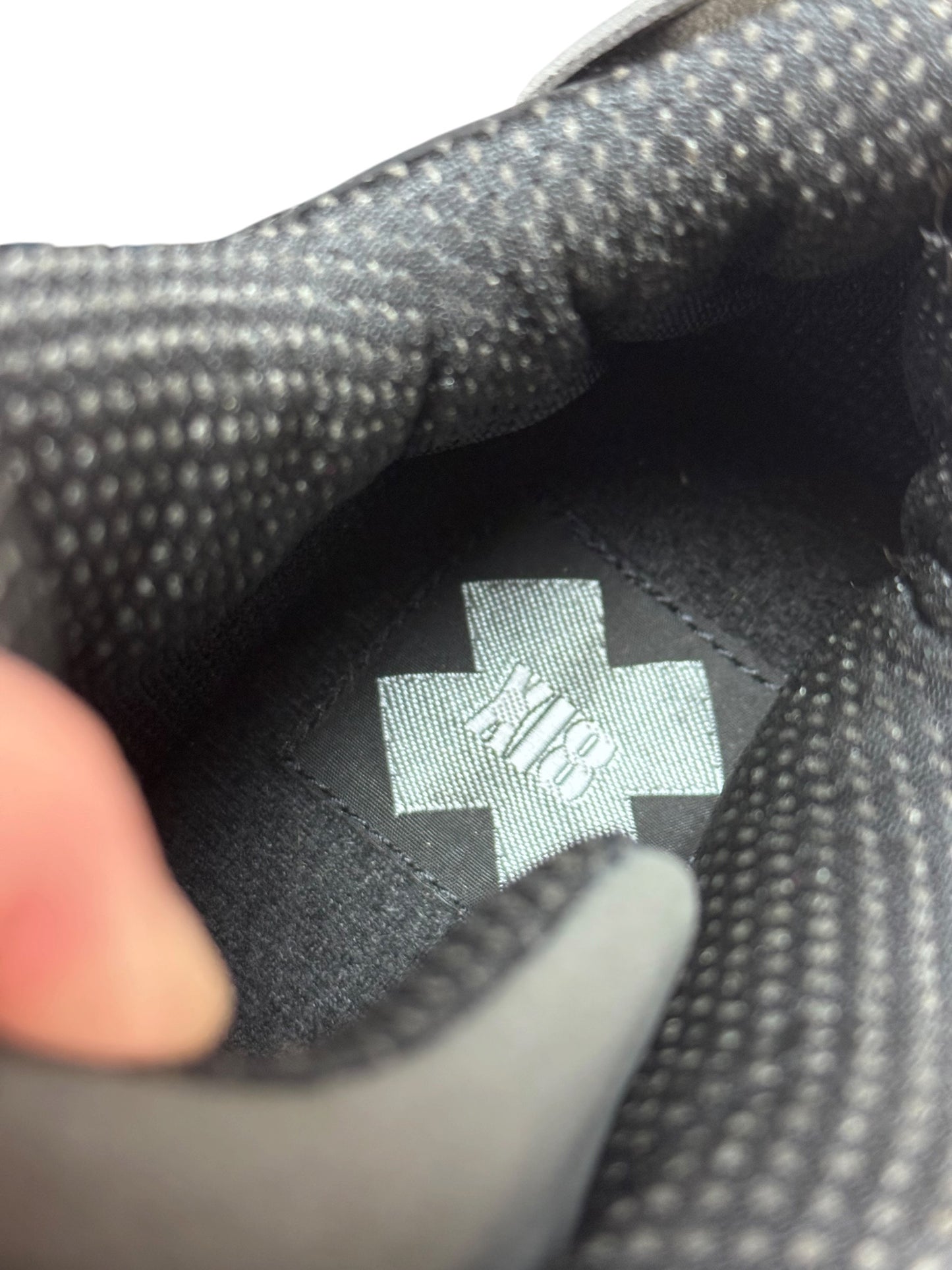 X18 Reykjavik blue spike trainers