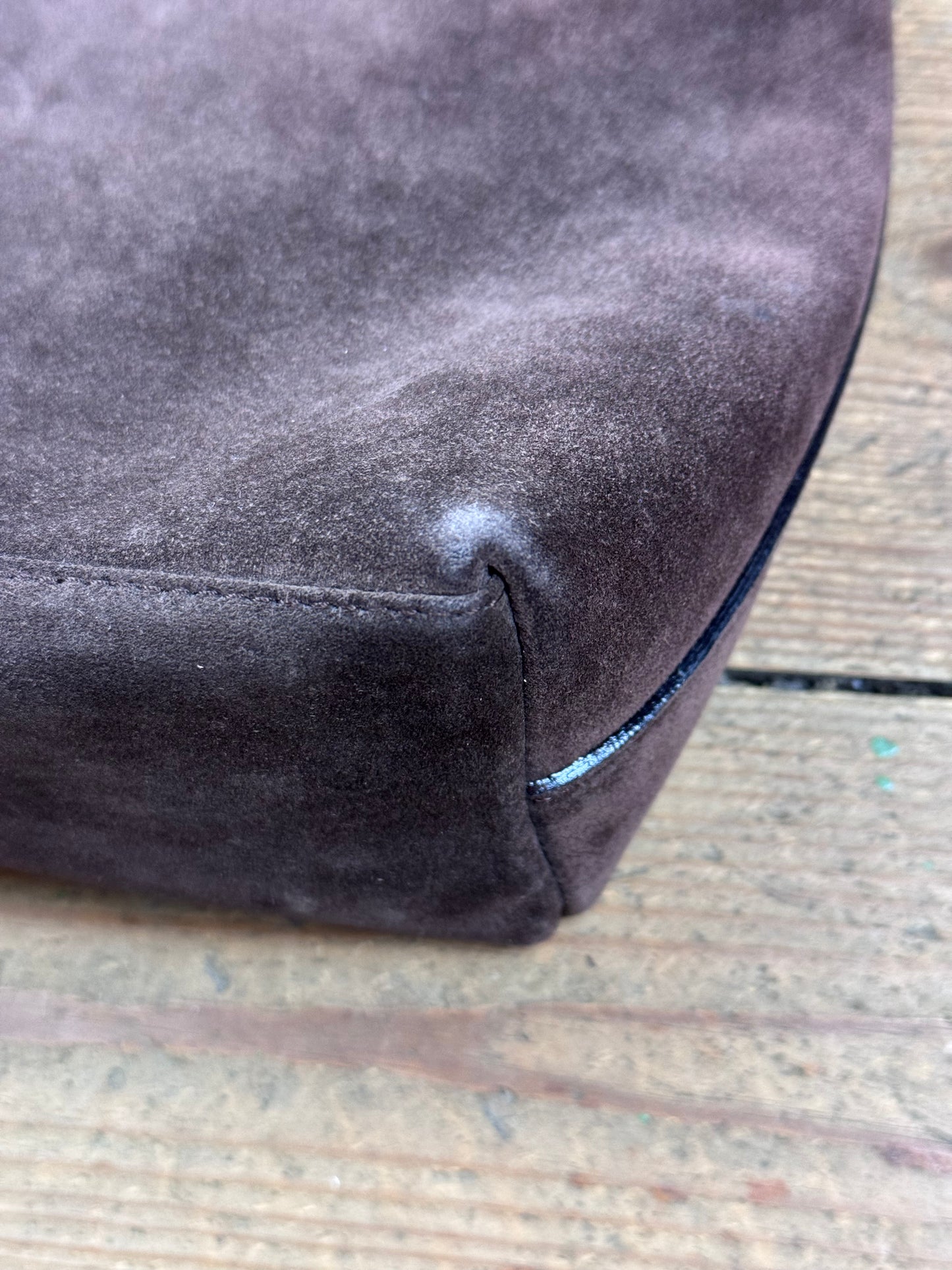 FW 1997 Gucci by Tom Ford brown suede hobo bag