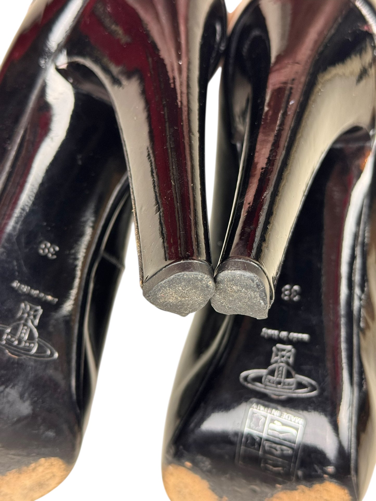 Vivienne Westwood F/W 2009 elevated platforms