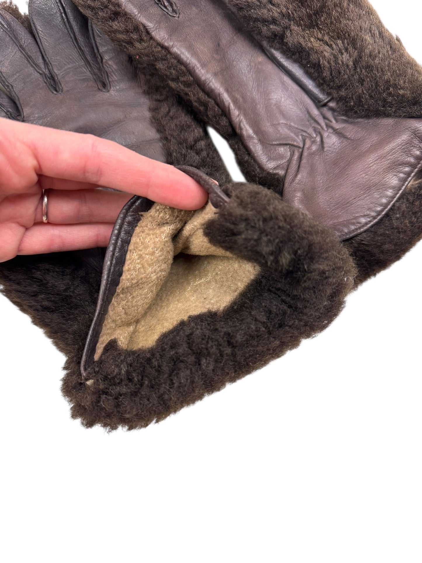 Mid-Century shearling gauntlets