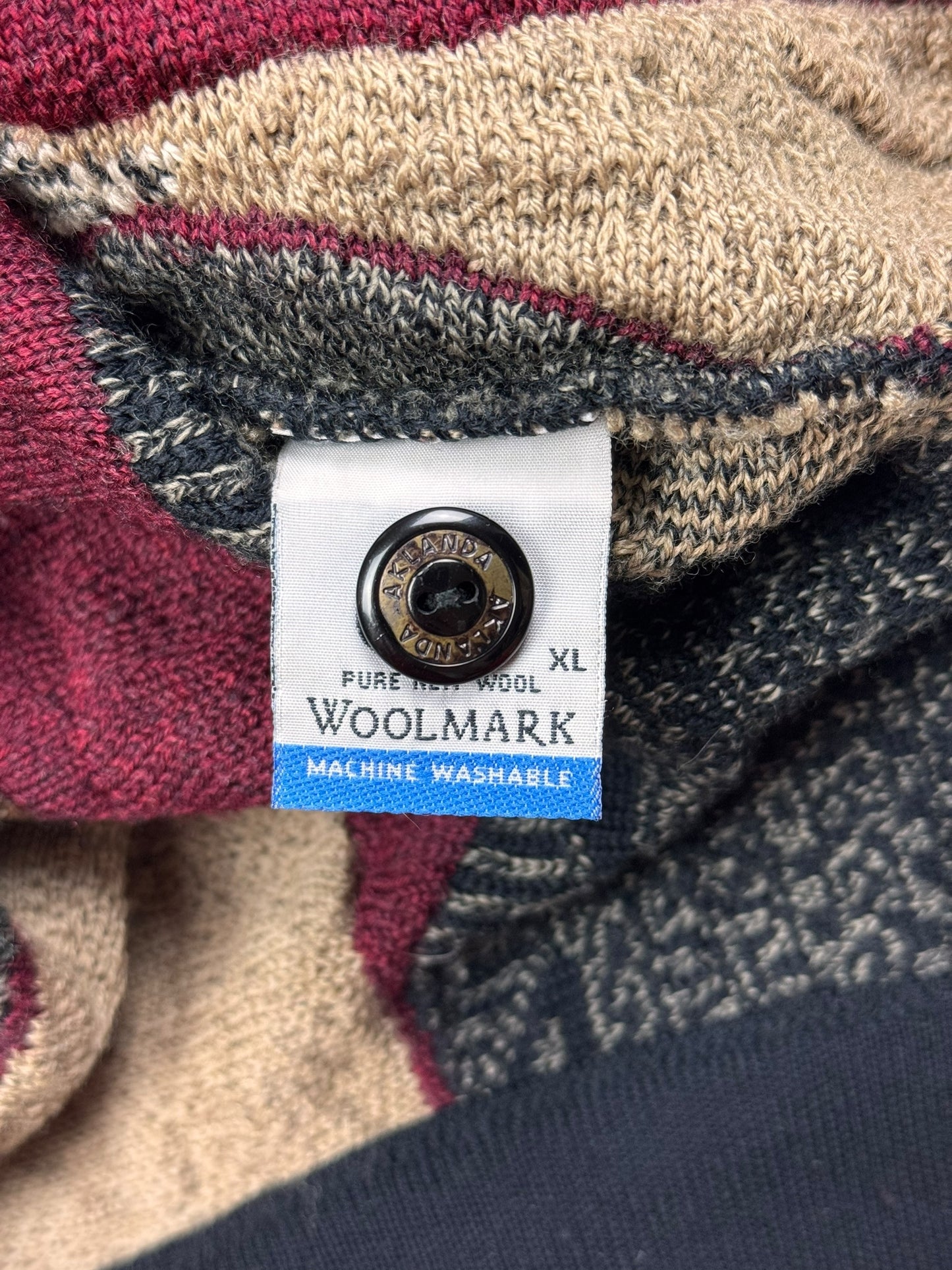 Aklanda Australia 3D knit merino wool cardigan